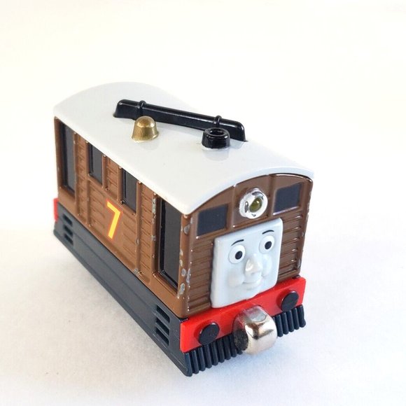 Thomas & Friends Train Tank Engine Take n Play Along Diecast - Talking Toby 2009 - Picture 1 of 7